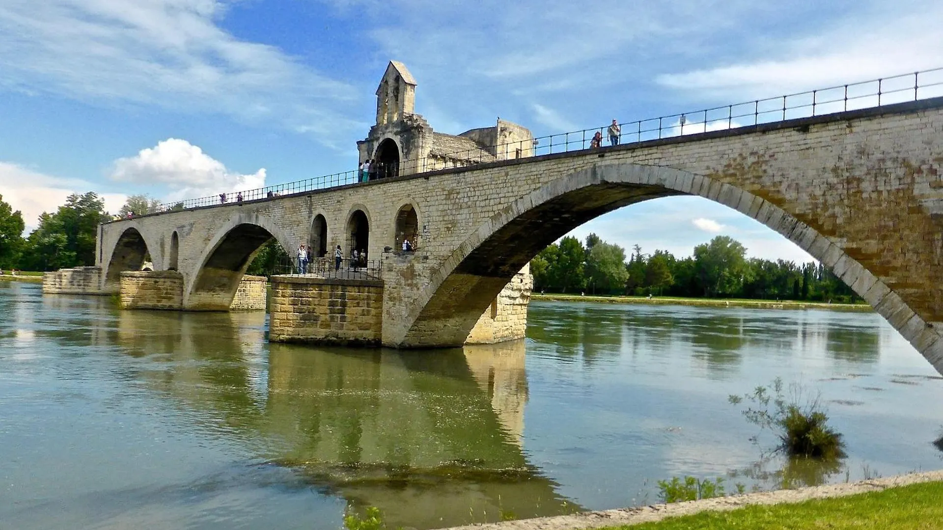 Appartement Studio au Rempart et à 5 min de la gare à Avignon