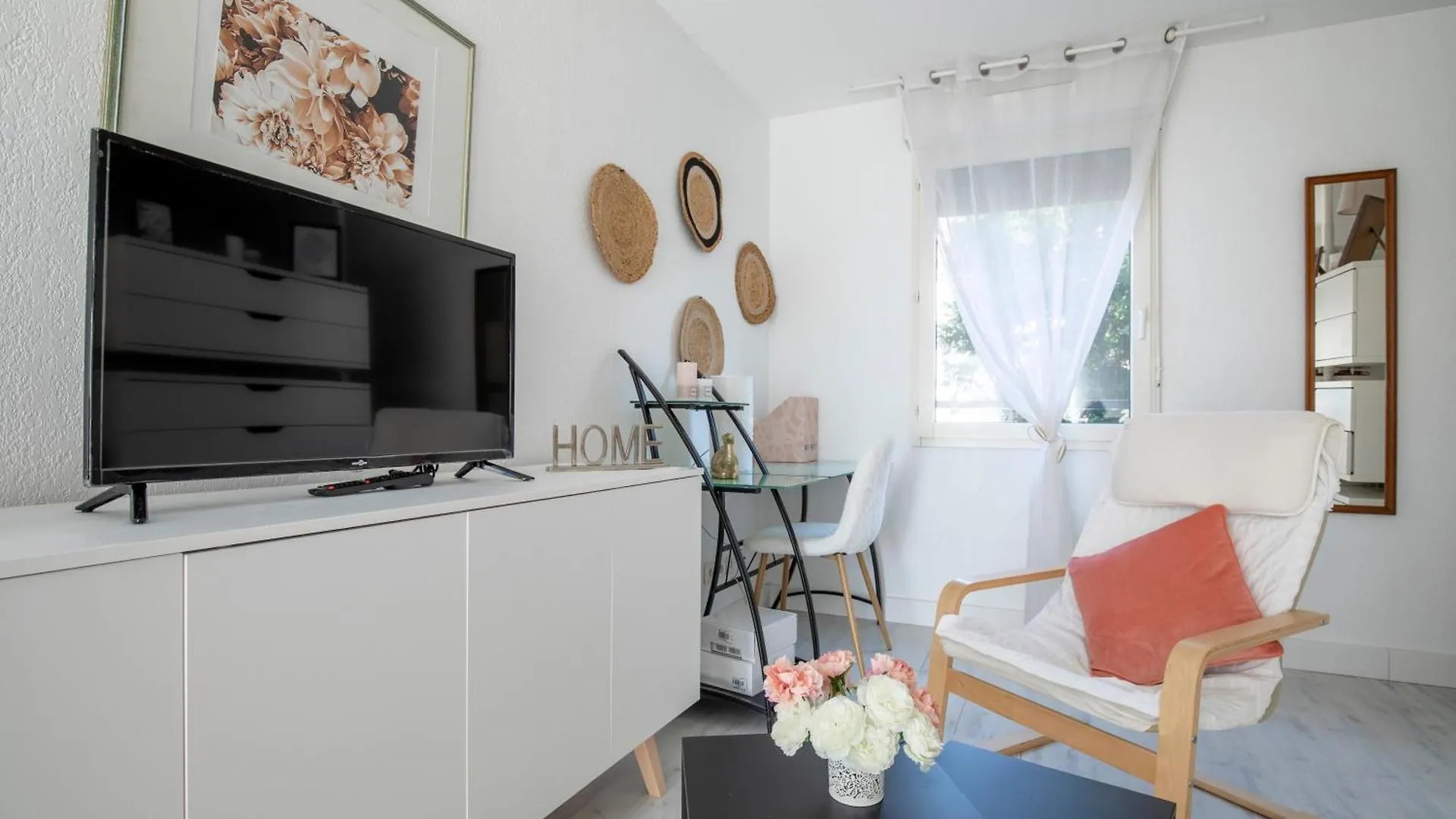 Appartement Studio au Rempart et à 5 min de la gare à Avignon