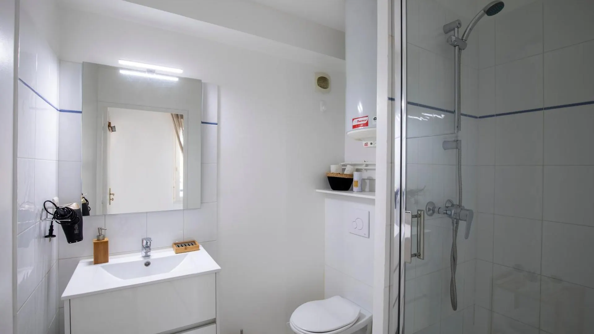 Appartement Studio au Rempart et à 5 min de la gare à Avignon France